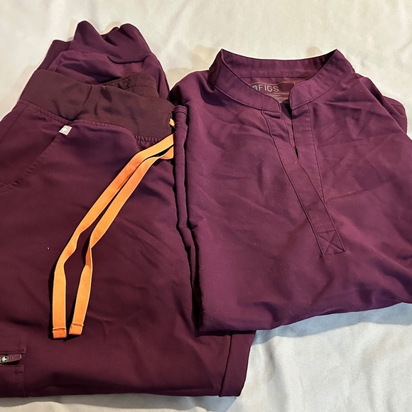Figs Other - Deep Plum Scrub Set | Rafaela Top + Zamora Jogger | Size L | EUC | PO 4229 & 450